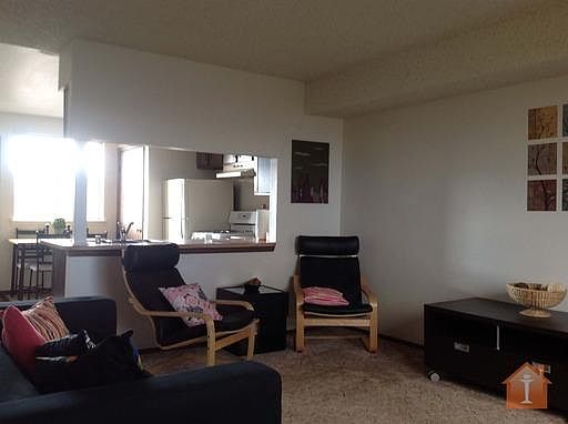 4th image of 905 N Tucker Ave APT 1