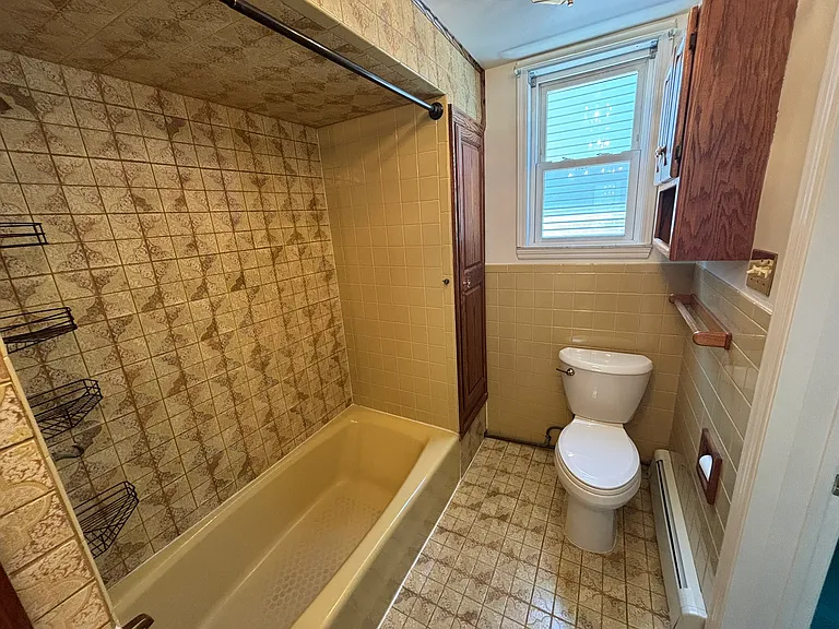 466 Chestnut St #2 — Photo 10