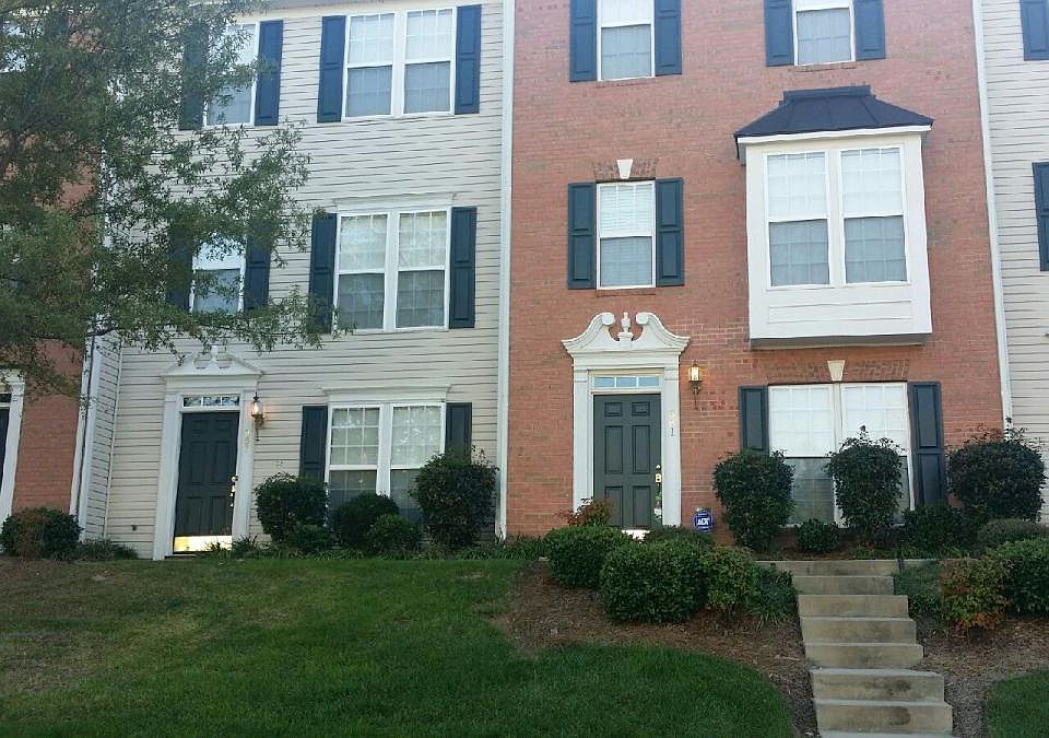 1st image of 957 Tiger Ln