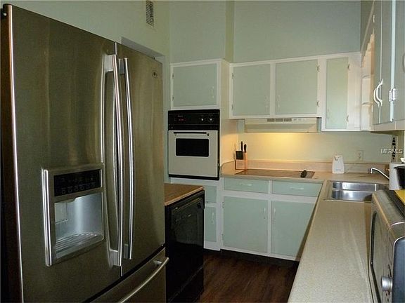 4th image of 2900 66th Way N
