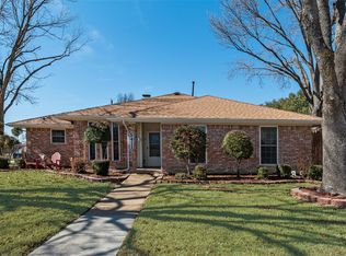 5411 Peach Tree Ln, Sachse, TX 75048