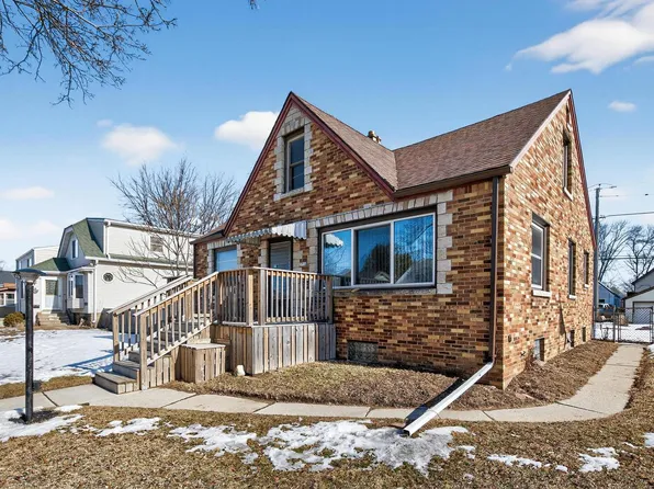 3718 South Iowa AVENUE, Saint Francis, WI 53235