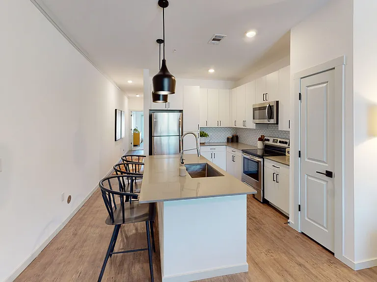 The Prospector Apartments — Photo 7
