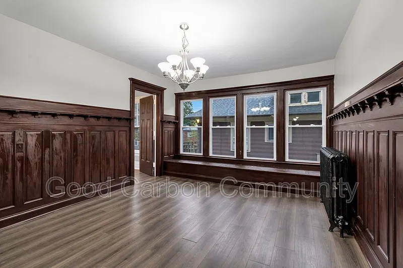 3 bed, 2.0 bath, $1,650 — Photo 2