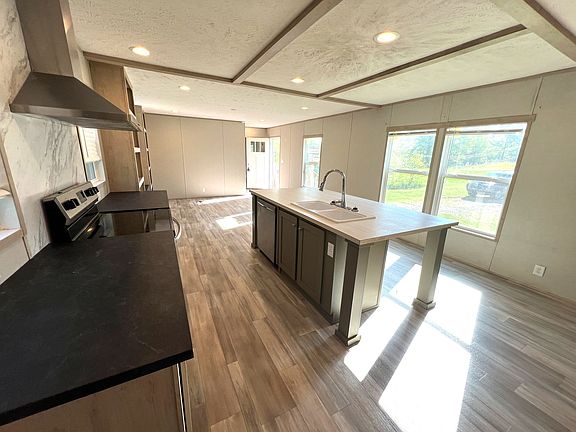 5th image of 11527 Camper Rd