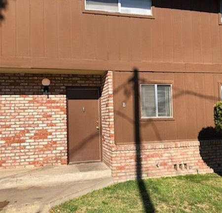 2nd image of 1132 N Olive Ave APT B