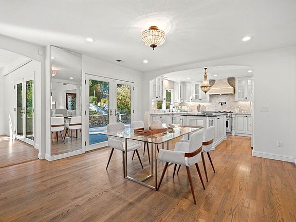 4th image of 16055 Rose Ave