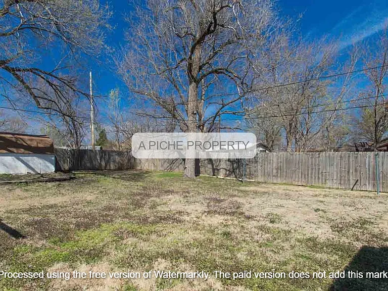 1343 N Woodlawn Blvd — Photo 19