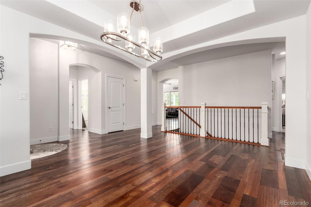 909 signal Court