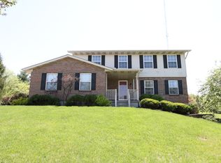 7938 Bayer Dr, West Chester, OH 45069