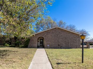 6521 Lawndale Dr, Edgecliff Village, TX 76134