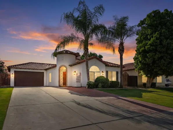 231 Solecita Way, Bakersfield, CA 93314