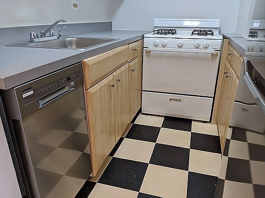 4th image of 372 Central Park W APT 16Y