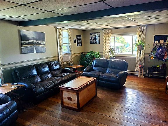 3rd image of 1012 Township Road 984