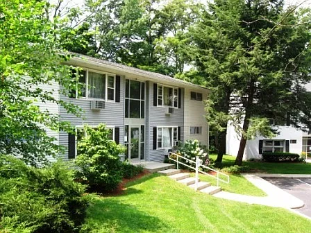 12-14 Arbor Hill Dr
