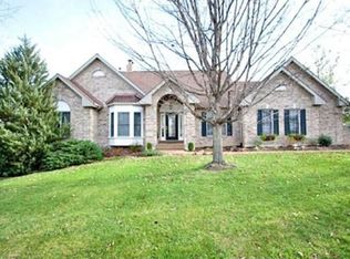 973 Whitmoor Dr, Weldon Spring, MO 63304