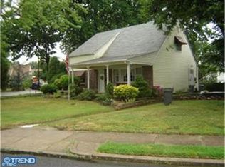 714 Lawnton Ter, Secane, PA 19018