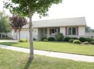 5909 Running Deer Trl, Mc Farland, WI
