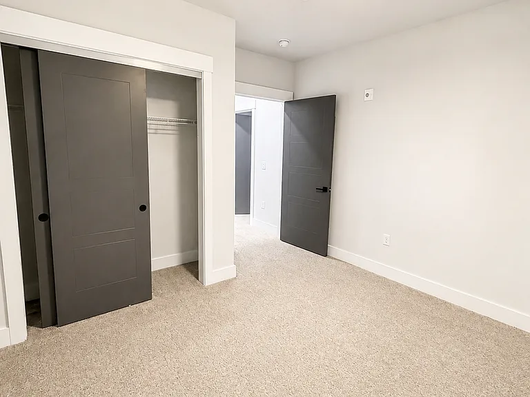 105 Colorado Ave #303 — Photo 5