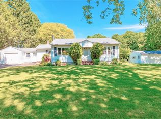 1444 Hogan Rd, Webster, NY 14580