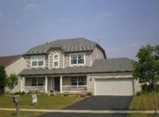 816 Rivers Edge Dr, Minooka, IL 60447