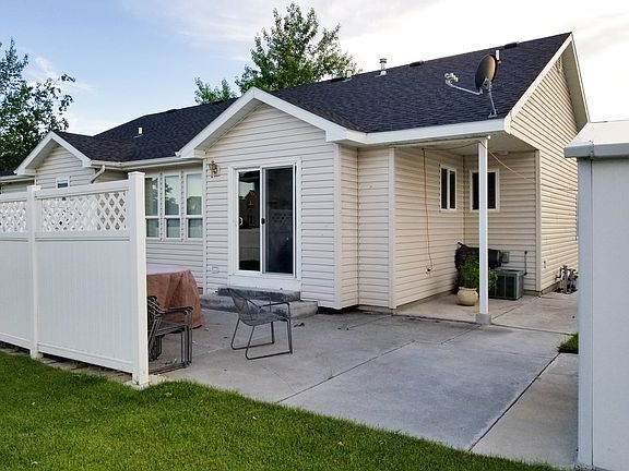 5th image of 1526 Summer Way