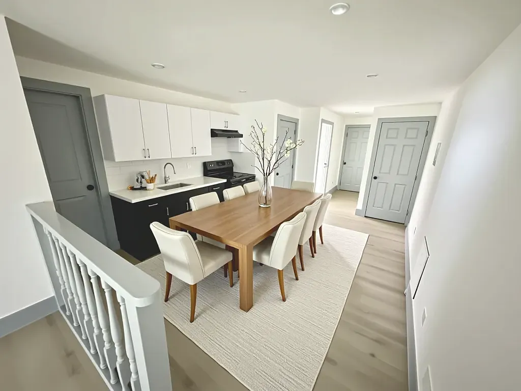 4 bed, $2,495 — Photo 3