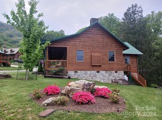 489 Panoramic Loop, Maggie Valley, NC 28751