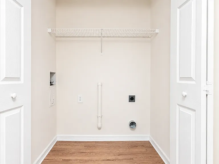 1105 Harold Ave S — Photo 30