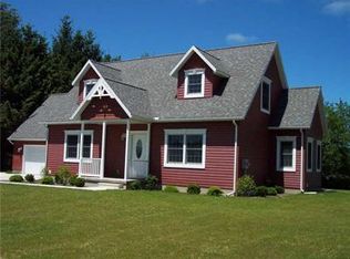 6344 W Lake Rd, Erie, PA 16505