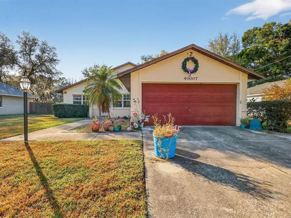 40007 Parkinsonia St, Lady Lake, FL 32159