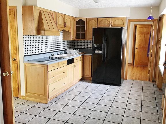 5th image of 2591 Kingston Ave