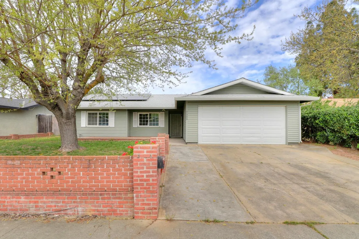 7309 Bayoak Way photo 1