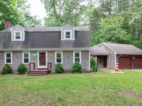 627 Ferry St, Marshfield, MA 02050