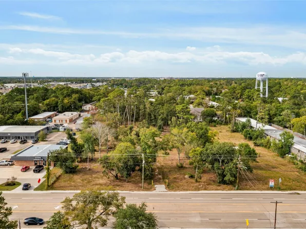 417 Fm 517 Rd E, Dickinson, TX 77539