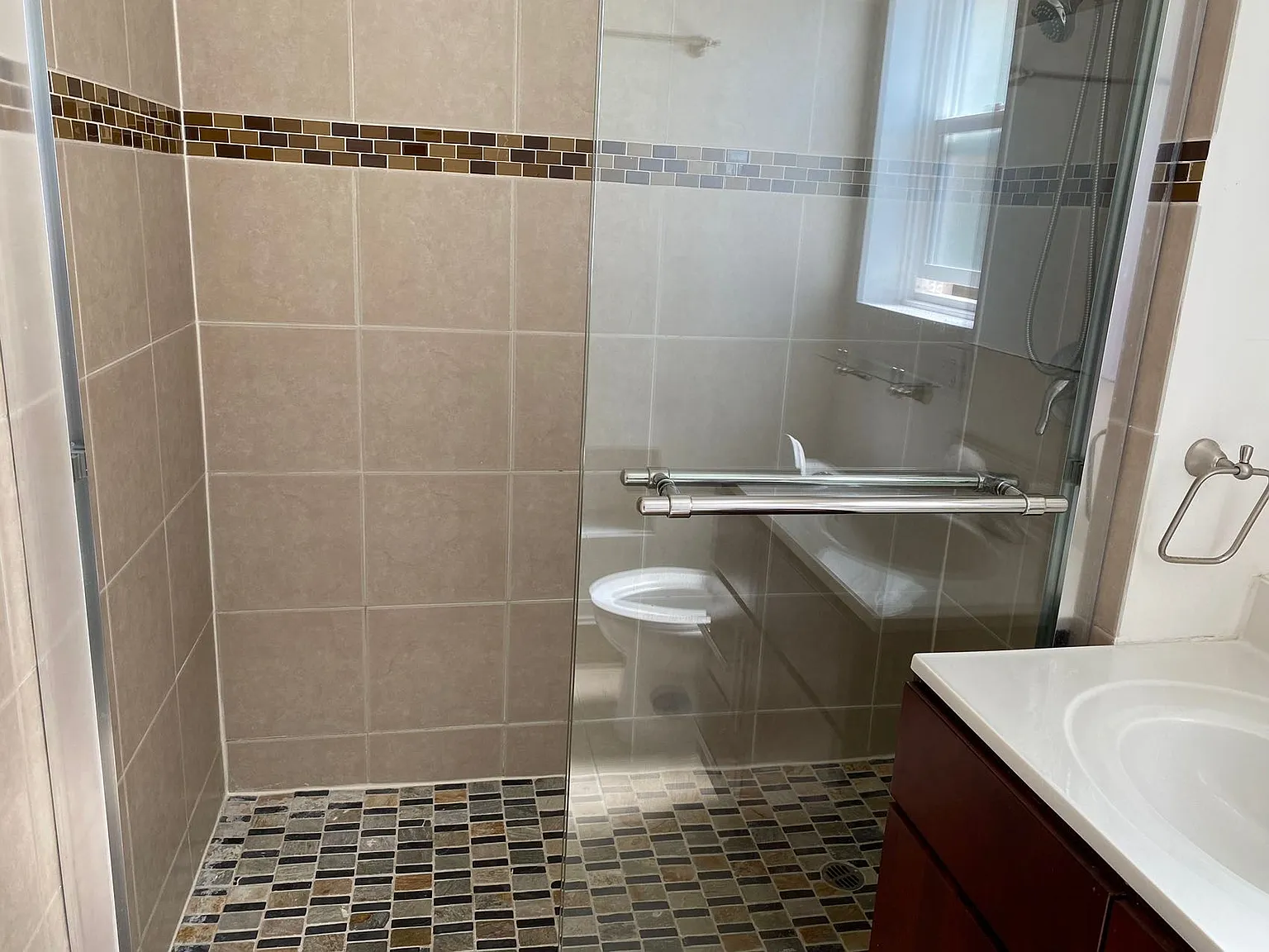 1 bed, 600 sqft, $1,850 — Photo 3
