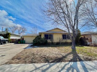 3330 Vickie Ln, Sparks, NV 89431