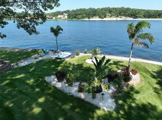 9441 E Vista Dr, Hillsboro, MO 63050