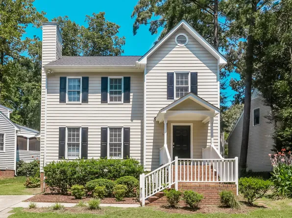 5017 Royal Dornoch Dr, Raleigh, NC 27604