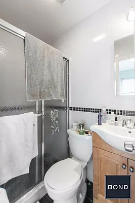 Rented by Bond New York | media 12