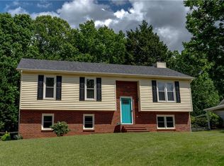 1573 Twin Oaks Dr, King, NC 27021