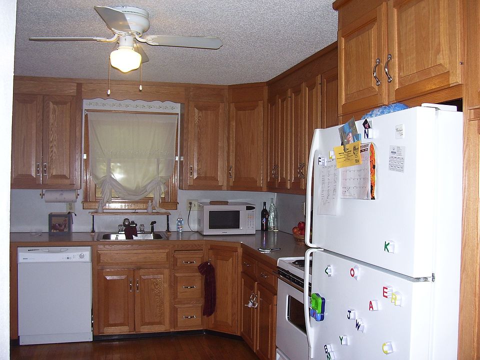 Loads of kitchen cabinets