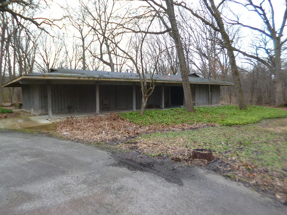 1st image of 1844 Acorn Lane Dr