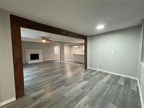 5th image of 512 N 82nd St