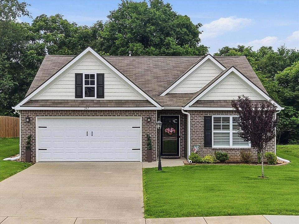 1st image of 347 Caroline Ct