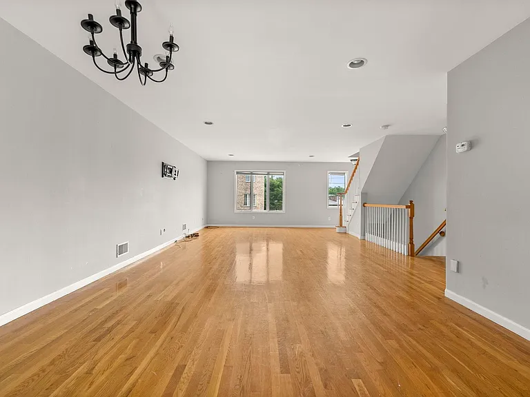 2 Hops Commons Ct — Photo 8