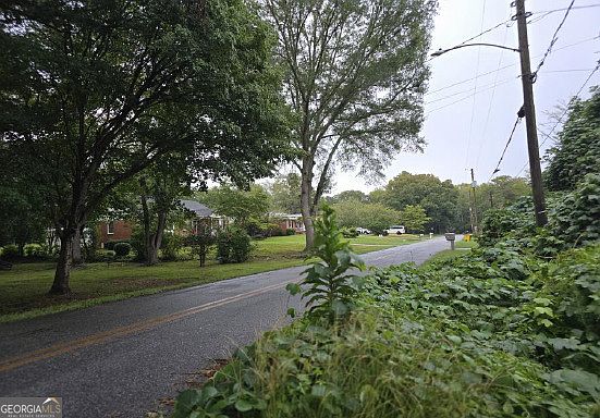 3rd image of 452 Sunset Cir