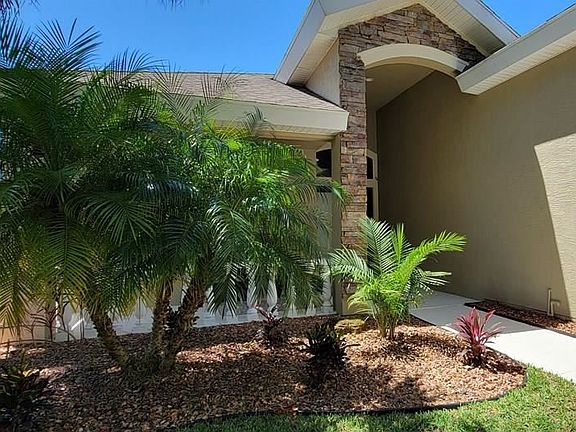 5th image of 40 Southlake Dr