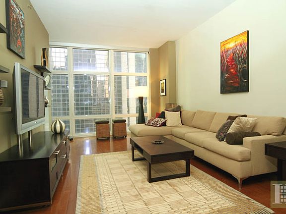 2nd image of 1600 Broadway Ph 1B