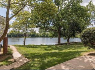 2414 Lake Park Rd APT 6102, Lexington, KY 40502